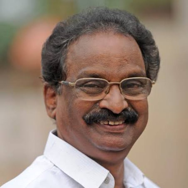 എ കെ ബാലൻ