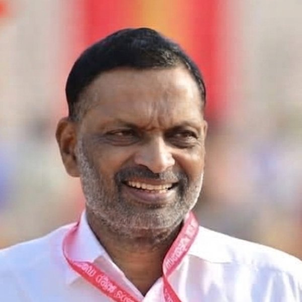 പി കെ മുകുന്ദൻ