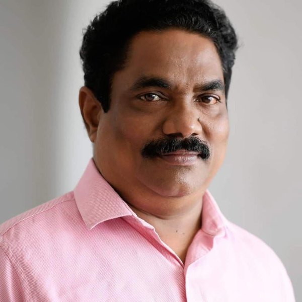 എസ് ഹരിലാൽ