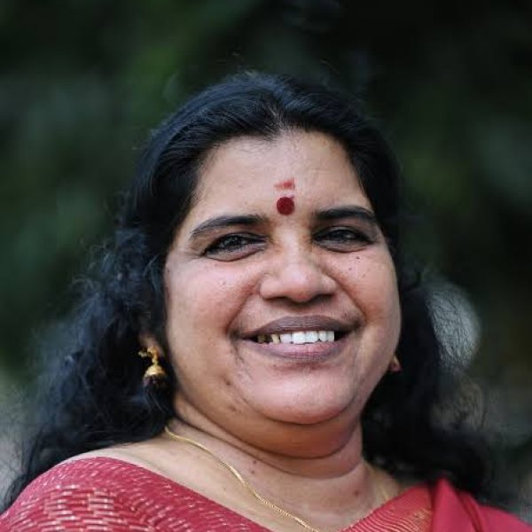 എസ് പുഷ്പലത